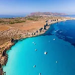 Residenza Sul Mare Baia Cornino Апартаменты Кустоначи
