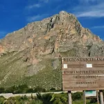 Residenza Sul Mare Baia Cornino * Кустоначи