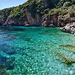 Апартаменты Residenza Sul Mare Baia Cornino Кустоначи